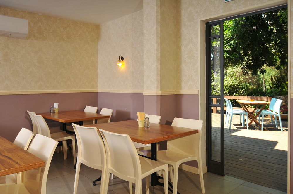 Travel Hotel Eilon Elon ภายนอก รูปภาพ